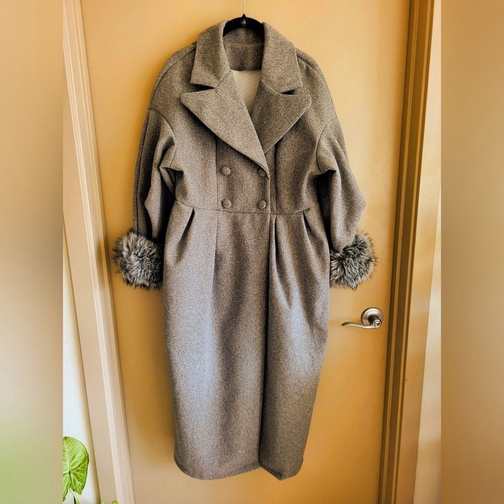 NWOT | Long Double-Breasted Coat w/ Removable Faux Fur Cuffs✨ - Picture 2 of 11